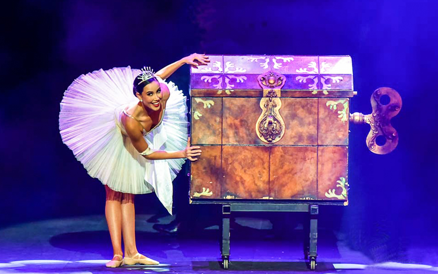 Magic, Music & Merriment: The Canberra Theatre Christmas Spectacular