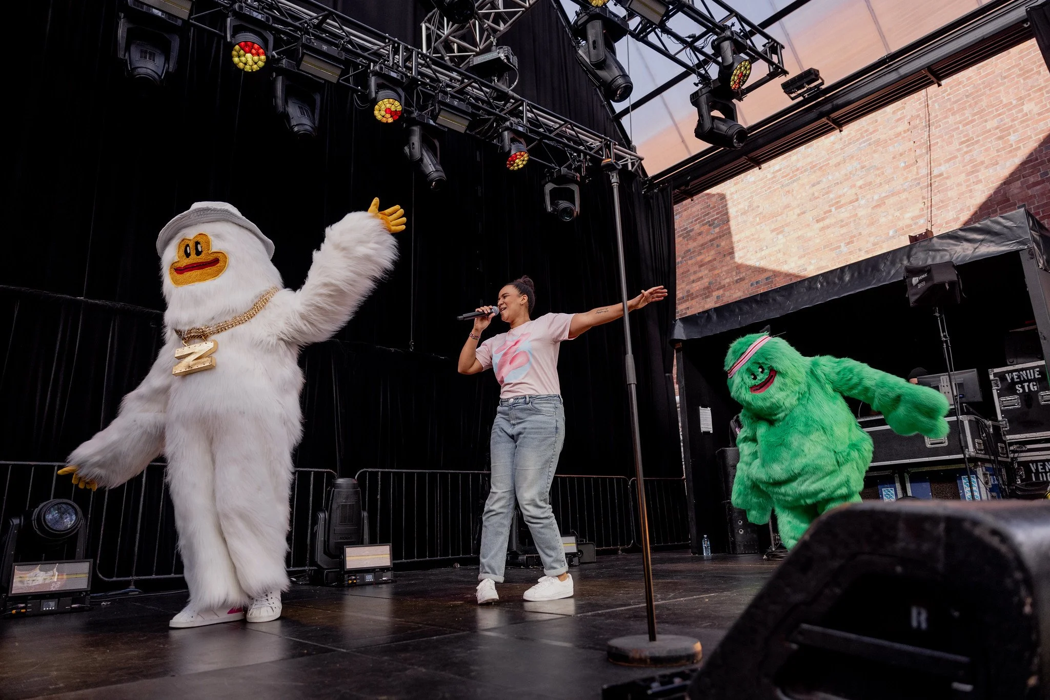 Get Ready to Groove: Zindzi & The Zillionaires are Coming to Canberra!